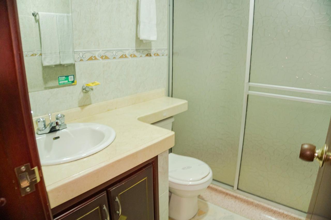 Ayenda Imperio Real Hotel Pereira Exterior photo